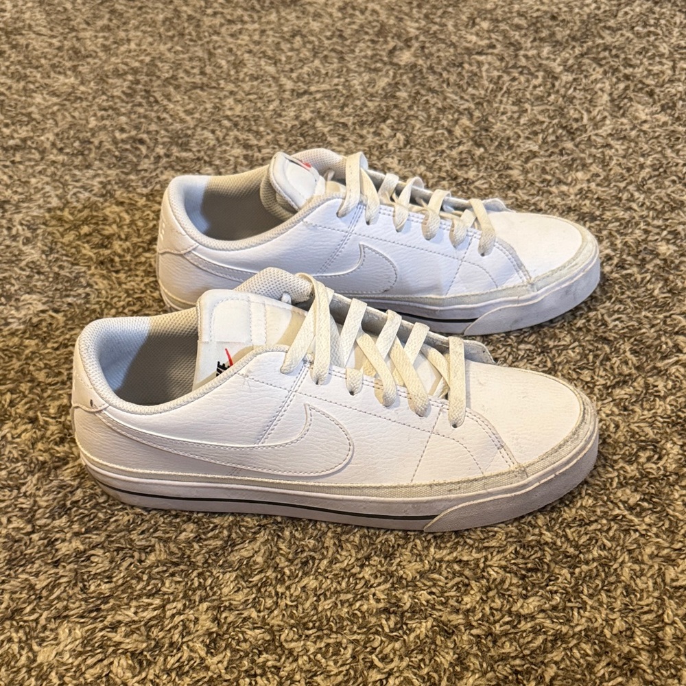 Men’s Nike court legacy